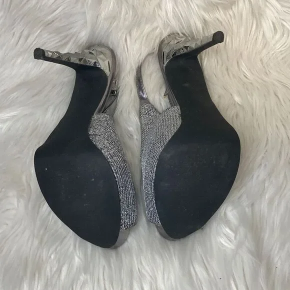 Nicole Miller - Metallic Silver Platform 5” High Heels sz 8.5 - Picture 6 of 10
